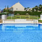 شقة With Pool By Costarentals - Ref 194 *
