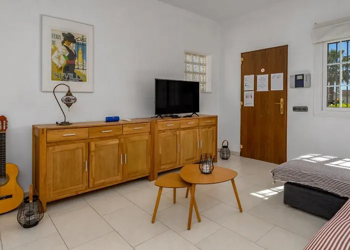 Apartment With Pool By Costarentals - Ref 194