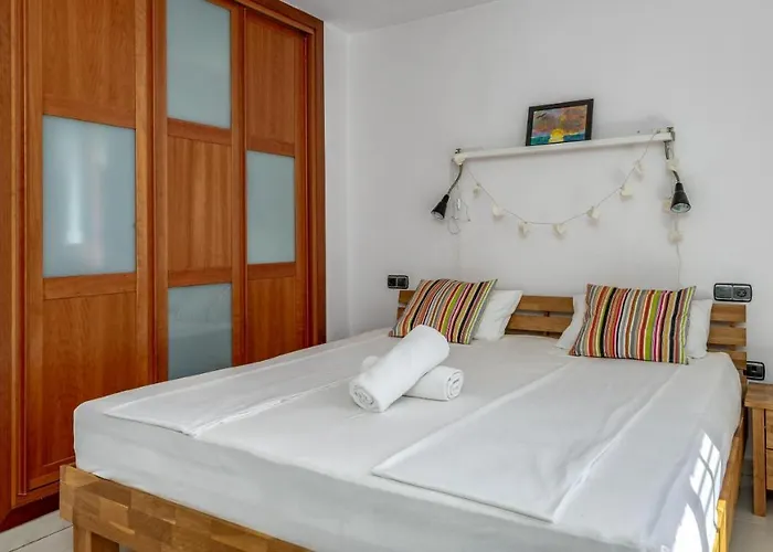 Apartment With Pool By Costarentals - Ref 194 Fuengirola