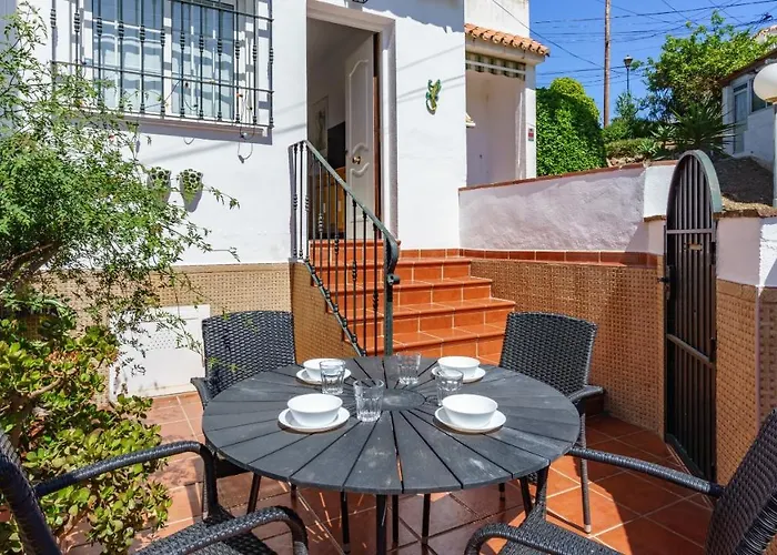 Апартаменты With Pool By Costarentals - Ref 194