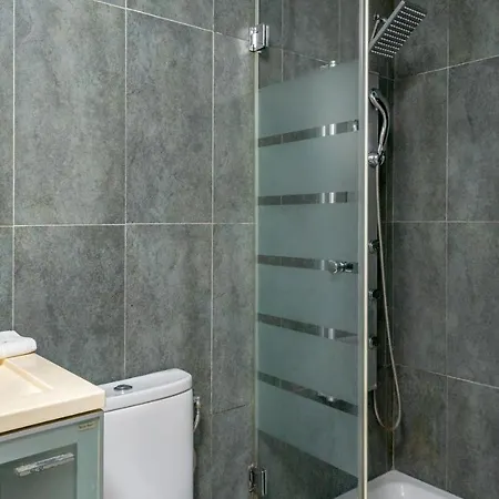 Apartament With Pool By Costarentals - Ref 194 *