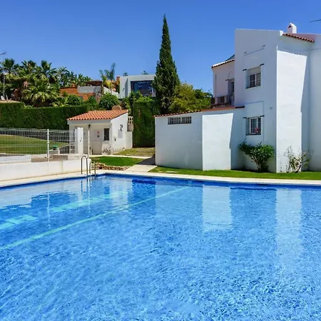 Apartament With Pool By Costarentals - Ref 194 *